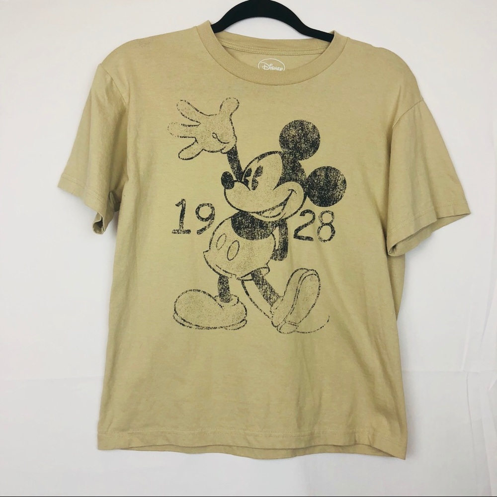Disney Mickey Tan  Distressed T-shirt Size Small